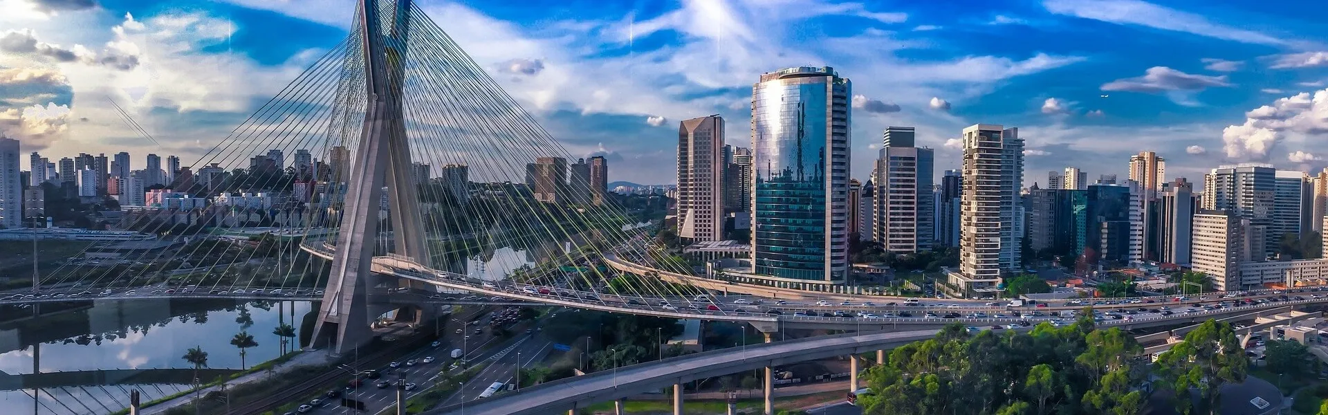 Şehir ve ticari gayrimenkul görünümü